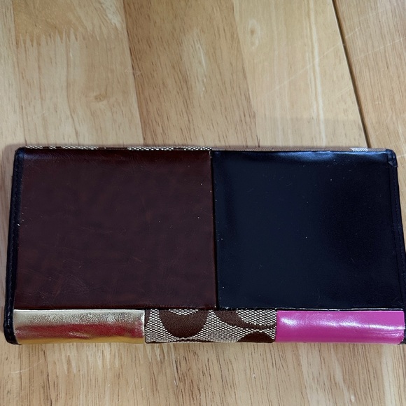 Coach Patchwork Wallet - Picture 2 of 8